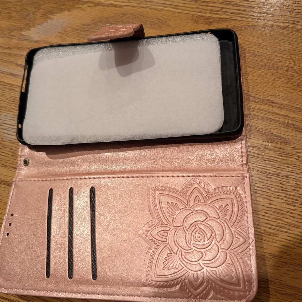 Google Rose Gold Butterfly Phone Holster